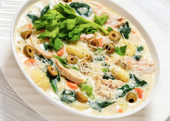 gnocchi zuppa toscana, italian creamy chicken soup