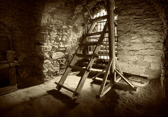 Rack in the torture chamber of Castle - obrazy, fototapety, plakaty