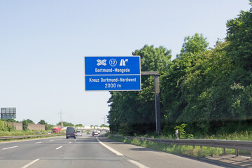 Autobahn 2, Ausfahrt 12, Kreuz Dortmund-Mengede in Richtung Hannover