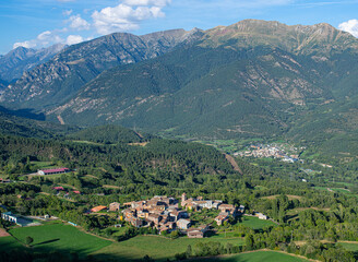 panoramic view of the town of montanuy in Aragon Spain where there is a sculpture by Pau Dones