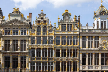 Fototapeta na wymiar Facades of medieval baroque tenement houses, Grand Place, Brussels, Belgium