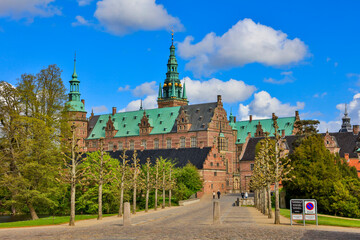 Fototapeta na wymiar Denmark Frederiksborg Palace view of the castle on a sunny spring day