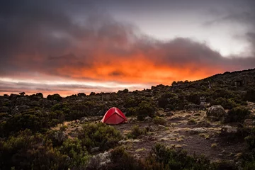 Cercles muraux Kilimandjaro Sunrise on Kilimajaro's Third Cave camp