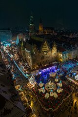 Swieta Jarmark i Miasto Wroclaw w Polsce  © sopthedrone