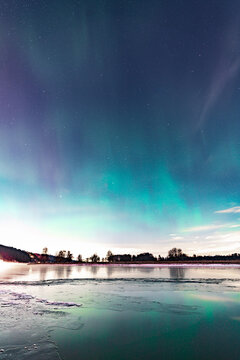Northern lights over the Nordre &Oslash;yeren nature reserve