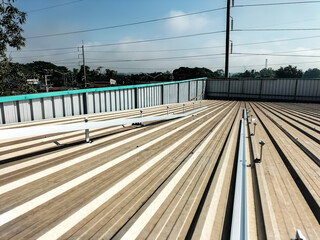 Installing a roof mounting kit for installing solar panels
