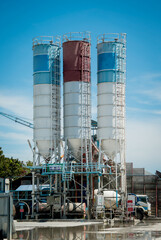 Cement plant concrete and loads it into concrete mixers