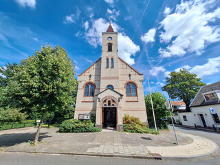 Fototapeta na wymiar Remonstrant church in the village of Oosterbeek near Arnhem
