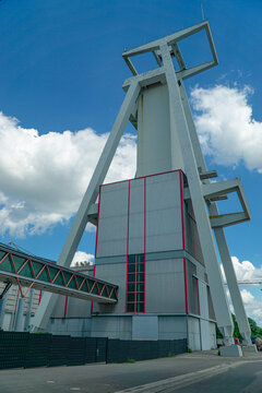 F&ouml;rderturm im Kohlebergwerk