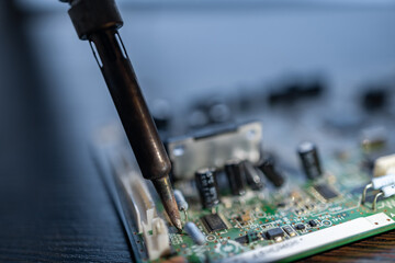 Precision Soldering on Electronics