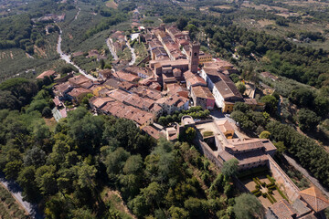 Fototapeta na wymiar Panoramic view of the town of Montecarlo Lucca Tuscany
