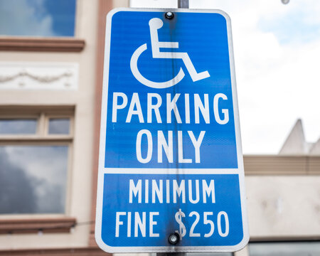 Handicap parking by disable permit only $250 fine sign