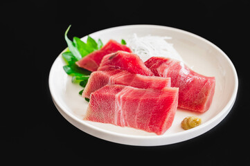 本マグロの刺し身