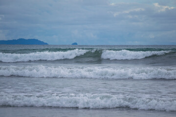 Fototapeta premium Atardecer en playa Las Lajas en Panama 