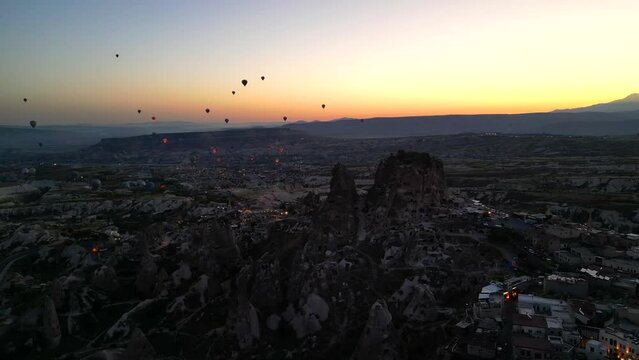 U&ccedil;hisar is a town in the Nevşehir District, Nevşehir Province in Cappadocia, Turkey. Its population is 3,555. It is 7 kilometres east of Nevşehir, 12 kilometres west of &Uuml;rg&uuml;p.
