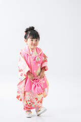 七五三の女の子　girl wearing kimono