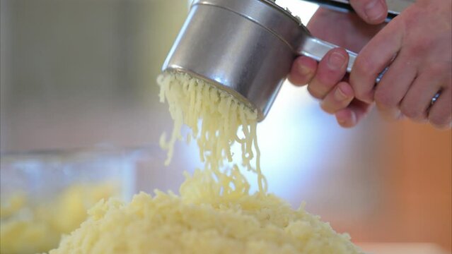 Cucina Schiaccia Patate