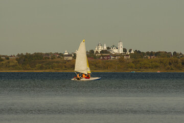 Pleshcheyevo lake, St.Nikita monastery, sailboat