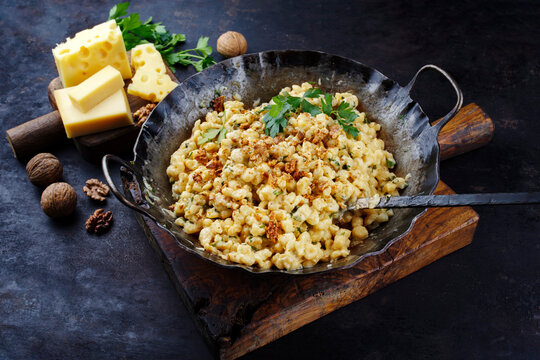 Holzboard Images – Browse 88 Stock Photos, Vectors, and Video | Adobe Stock