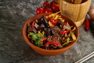 Asian wok with noodle, vegetables and beef