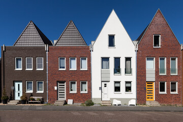 Fototapeta na wymiar New modern residential buildings in the Vathorst district in Amersfoort.