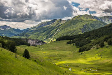 Fototapeta na wymiar Panoramic view of rugged mountains.