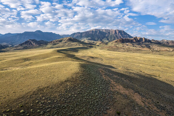Ranches and mountain views in Wapiti on the Cody Road to Yellowstone National Park - Wyoming - Trout Peak
