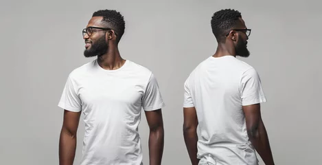 Fotobehang mockup T-shirt blanc vu de face et dos, porté par un homme afro-américain © Fox_Dsign