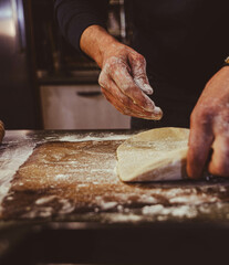 Preparing an empanada