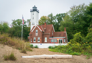 Presque Isle Lighthouse, Lake Erie in Pennsylvania - obrazy, fototapety, plakaty