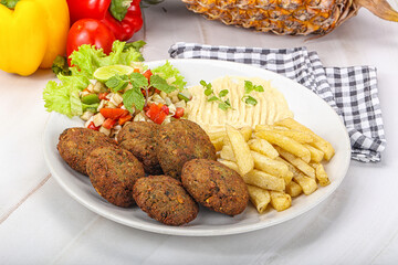 Falafel with hummus and fried potato