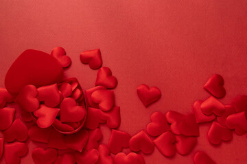 赤いたくさんのハートのバレンタインのイメージ