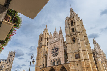 Facade of the cathedral of the city of Leon, in Castilla y Leon, Spain. - obrazy, fototapety, plakaty