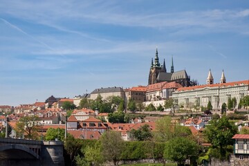 Obraz premium Prague cityscape with cathedral, castle and historic palaces, Czech Republic