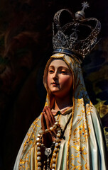 Retablo de la Virgen de Fátima en la Iglesia de San Ildefonso en Toledo, España