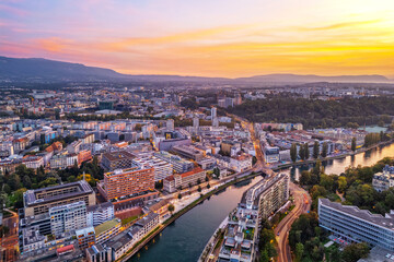 Fototapeta na wymiar Geneva, Switzerland View From Above at Dusk