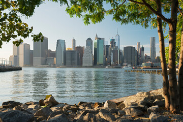 Blick vom Brooklyn Bridge Park zur Manhatten Skyline, New York City, New York, USA