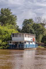 barco de pesca na cidade de Corumbá, região do Pantanal Sul, Estado do Mato Grosso do Sul, Brasil