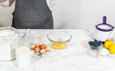 Crafting Lemon, Blueberry, and Vanilla Bundt Cakes