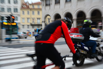 Daily life in the center of Trieste, photo with zoom effect - 699578657