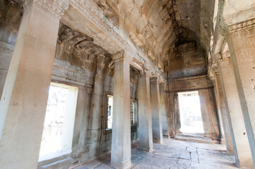  Angkor wat interior