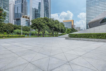 Empty square floor and city architecture landscape in summer - obrazy, fototapety, plakaty