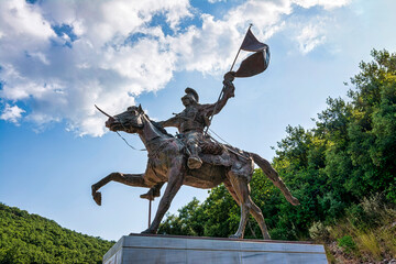 Impressive and imposing statue of Theodoros Kolokotronis in Ramovouni, Messinia