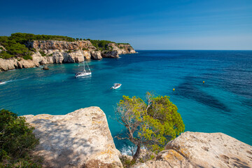 Letni urlop i wakacje na wyspie Menorca, krajobraz - obrazy, fototapety, plakaty