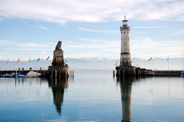 Hafeneinfahrt Lindau/Bodenssee - Harbour of Lindau/Lake Constance