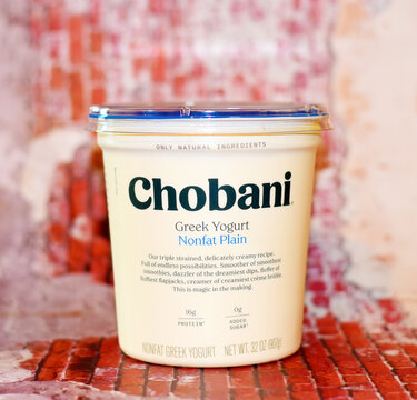 Chobani Plain Nonfat Greek Yogurt
