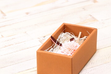 プレゼントイメージ　リボンと花　here's something for you