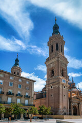 Fototapeta na wymiar Basilica of Our Lady of the Pillar, Zaragoza, Spain