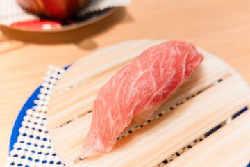 寿司「中トロの握り」