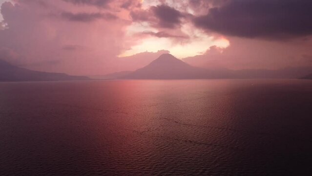 Atitlan is the biggest lake in Guatemala. The cities around the lake are best accessible by water taxi. Encircled by 5 Volcanos, Atitlan is a very great tourist attraction in Latin-America. 